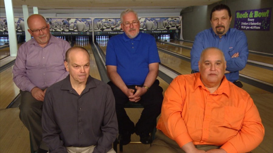 bowling alley_306412
