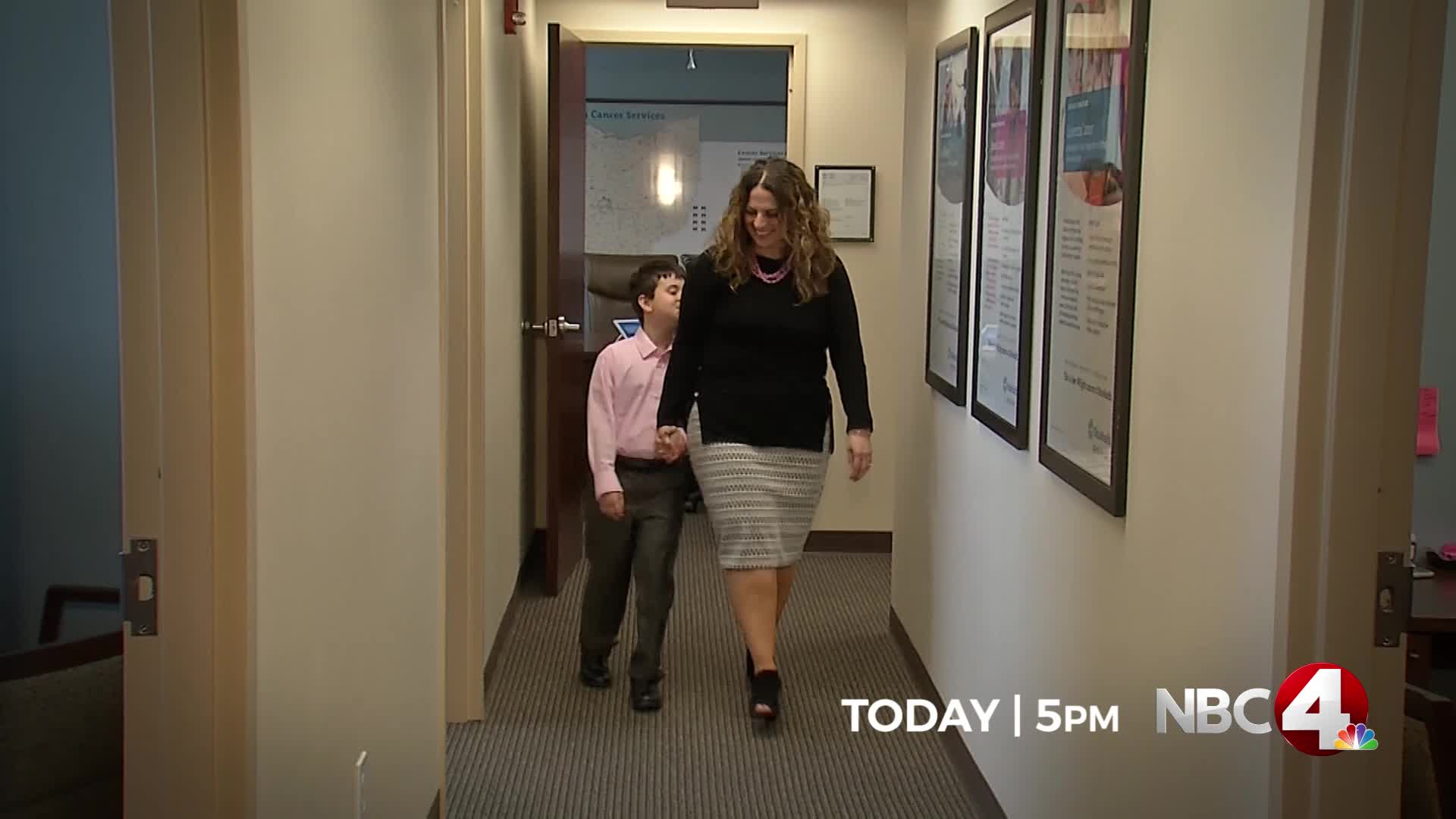 BREAST CANCER SURVIVOR_305093