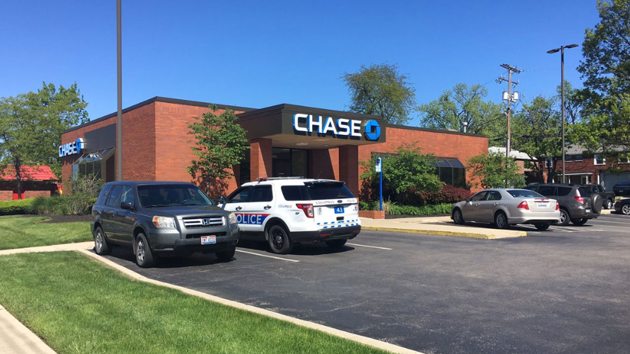 chase-bank-robbery_299575