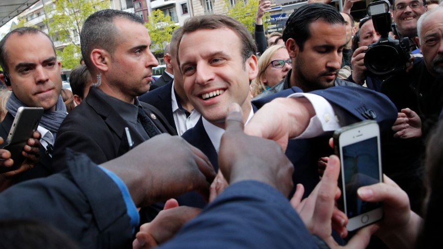 macron_298715
