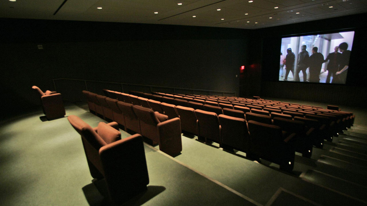 movie-theater_305051