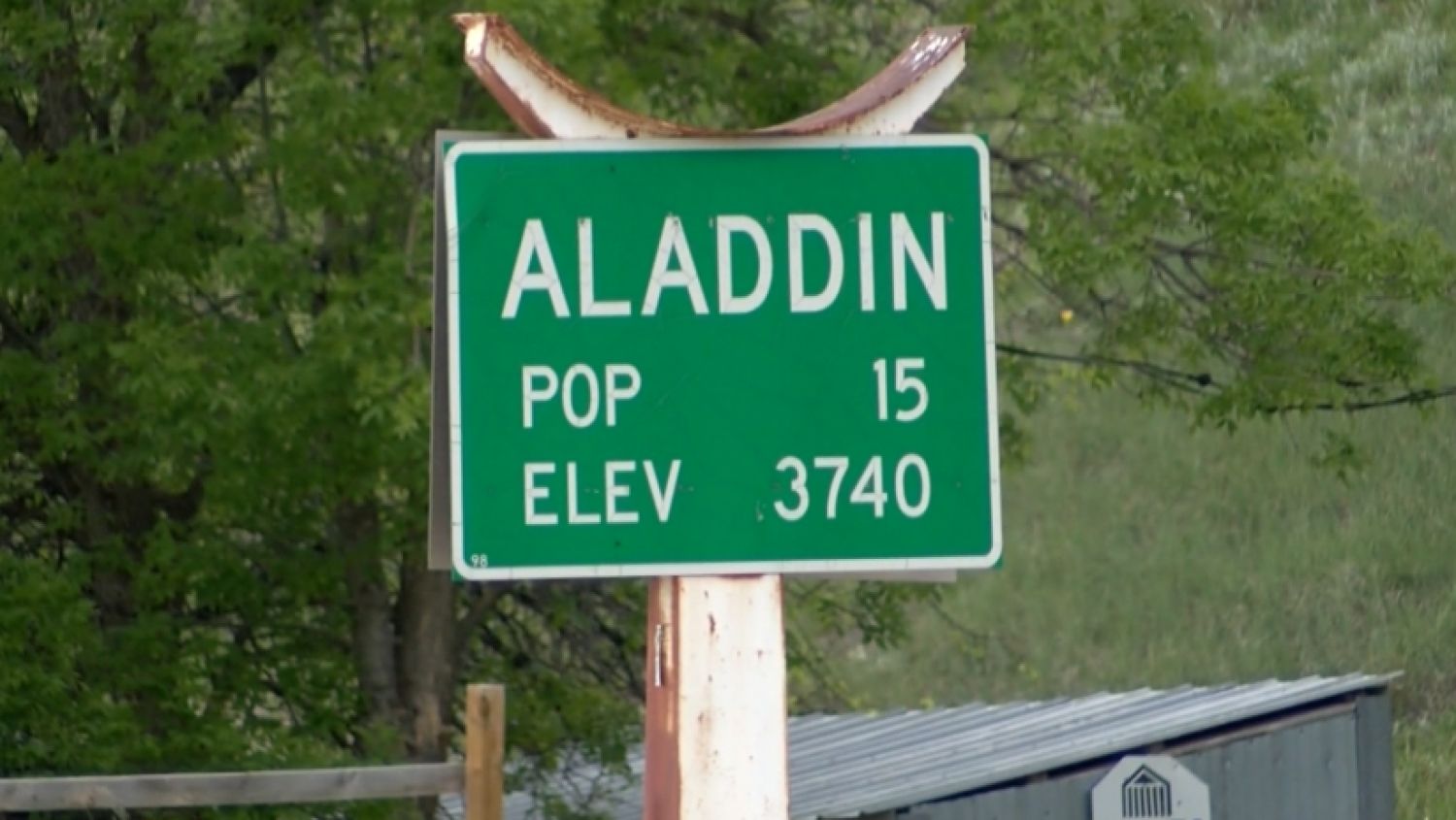 Town for Sale_312871
