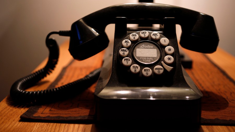 TEC--Goodbye Landline Phones_298808