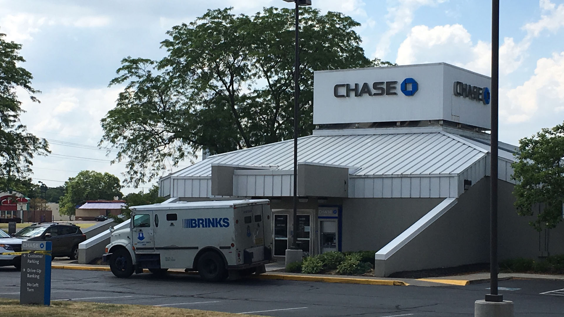 chase brinks robbery_321521