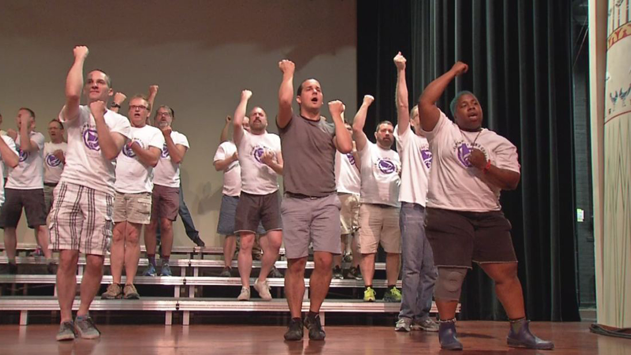 gay men's chorus_325855
