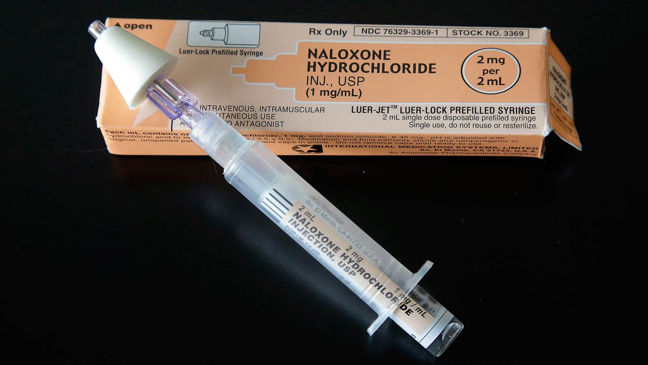 narcan-shot_299435