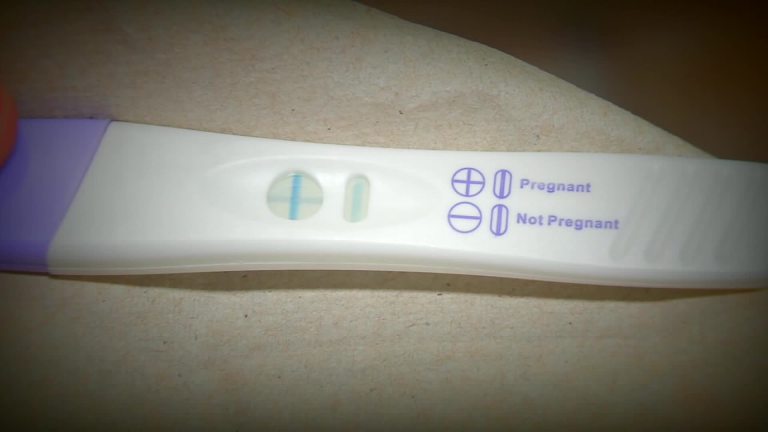 positive-pregnancy-test_319689