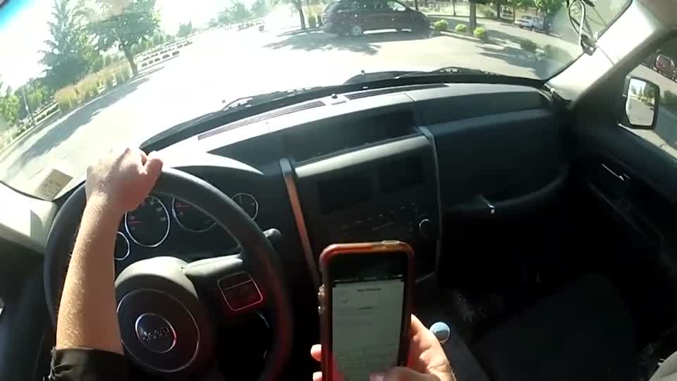 DUI-E' law taking effect in Washington to crack down on distracted driving with electronics