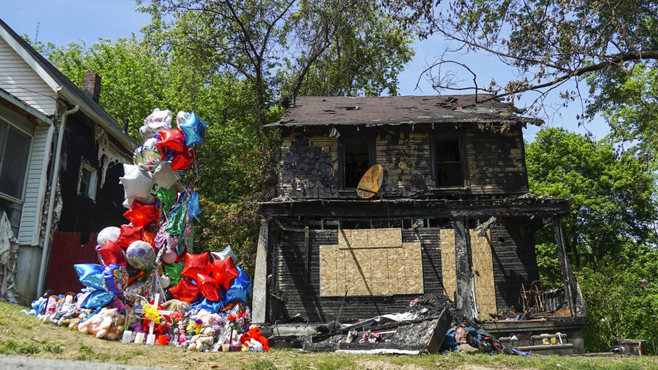 Fatal Fire Akron_339848