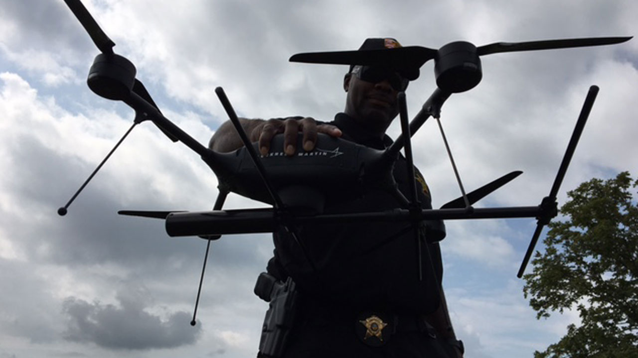 DRONE_336735