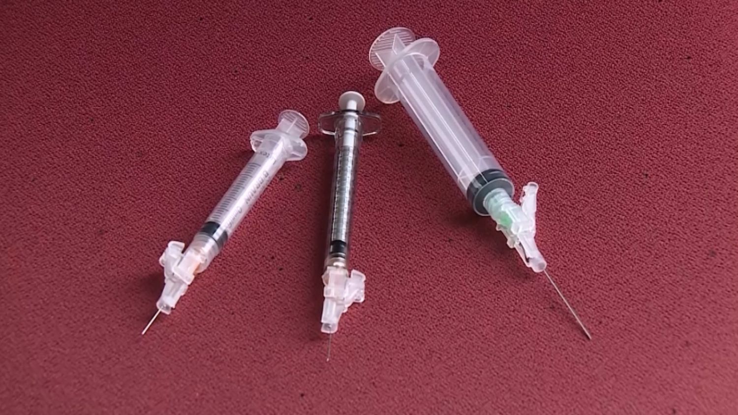 NC_playgroundsyringes0727_1500x845_340004