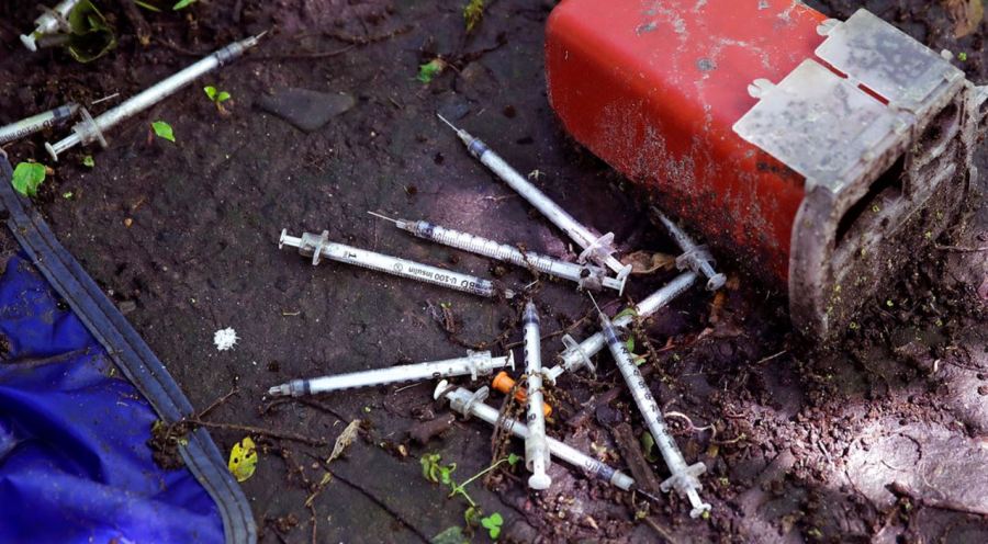 syringes_337175