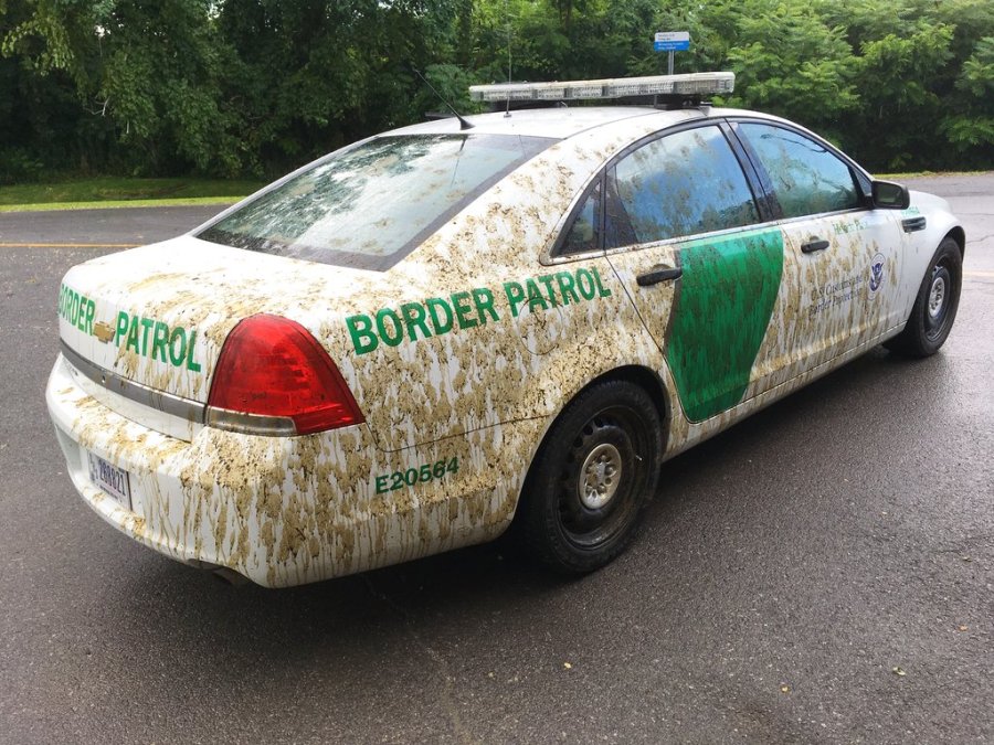 Manure Assault-Border Patrol_344290