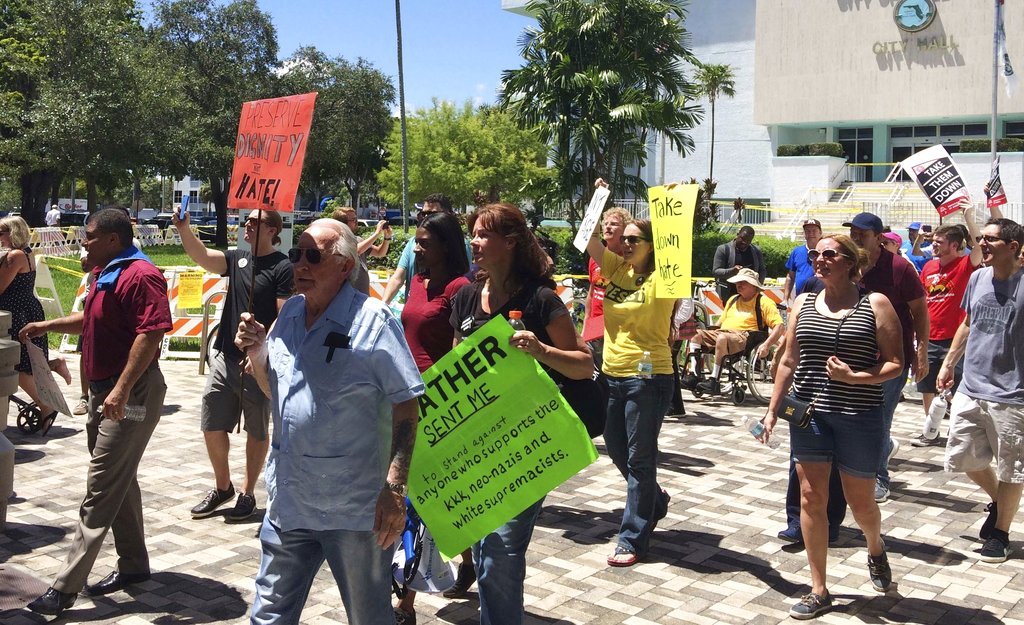 Protestors_347332