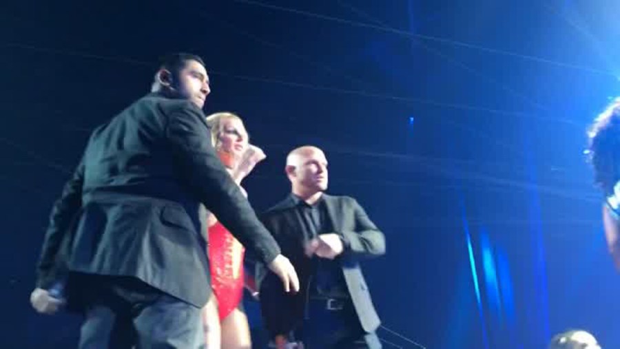 spears concert_343087
