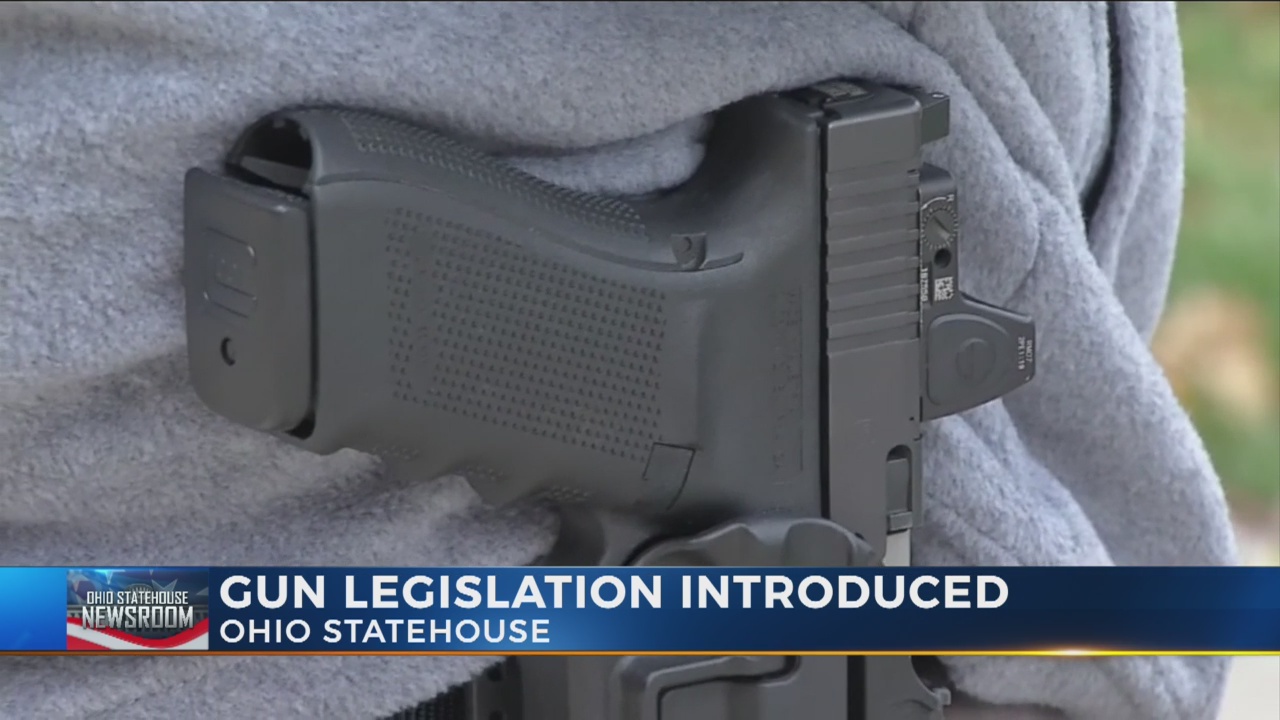 Ohio considers bill to allow medics to carry guns