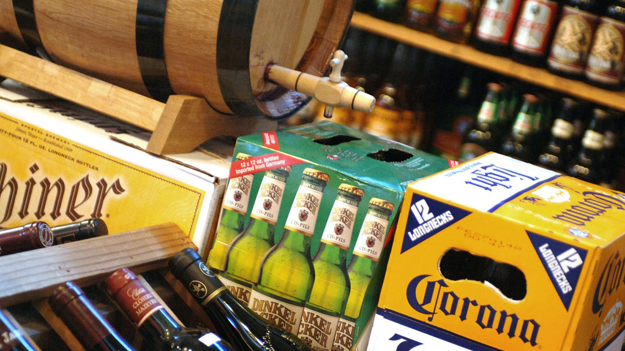 generic-beer-wine-store_193690