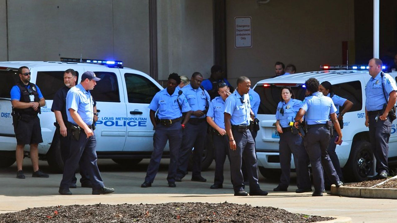 st-louis-officers-wounded_347842