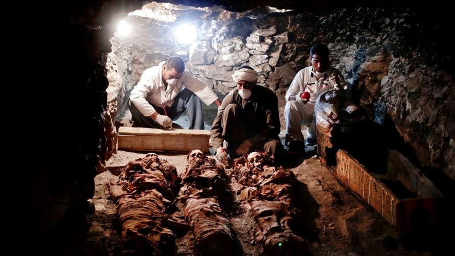 tomb_349462