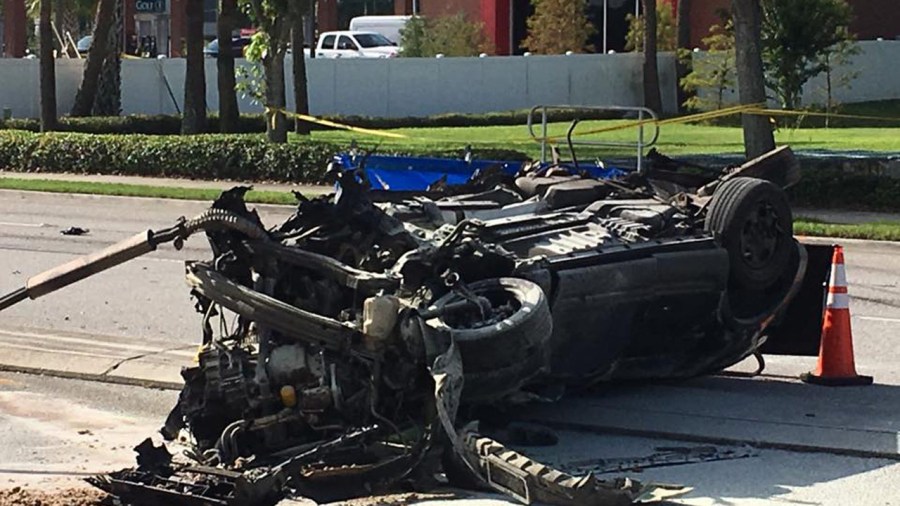 crashed-suv_357282