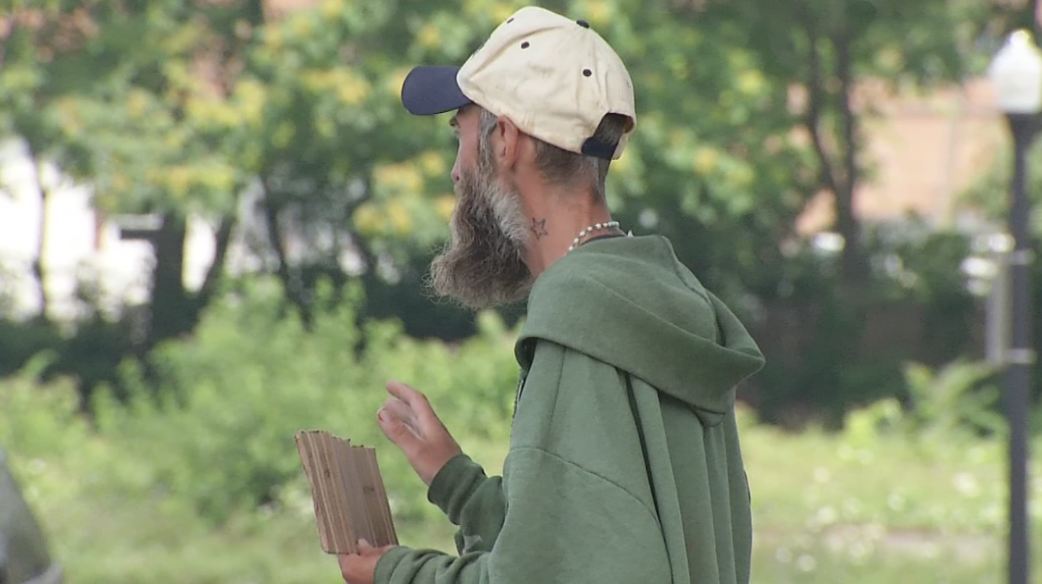 FRANKLINTON PANHANDLERS_360436