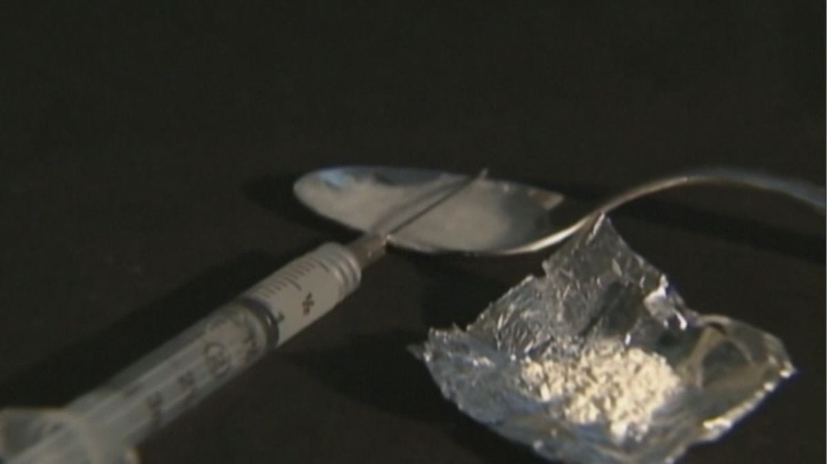 heroin needle_314243