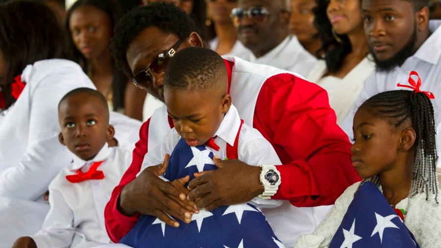 Trump Fallen Soldier Funeral_359599