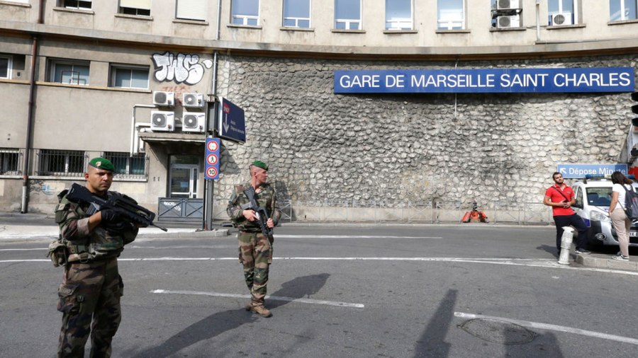train-station-attack_354768