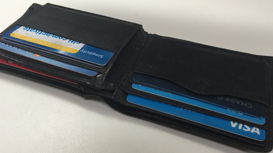 generic wallet_362032