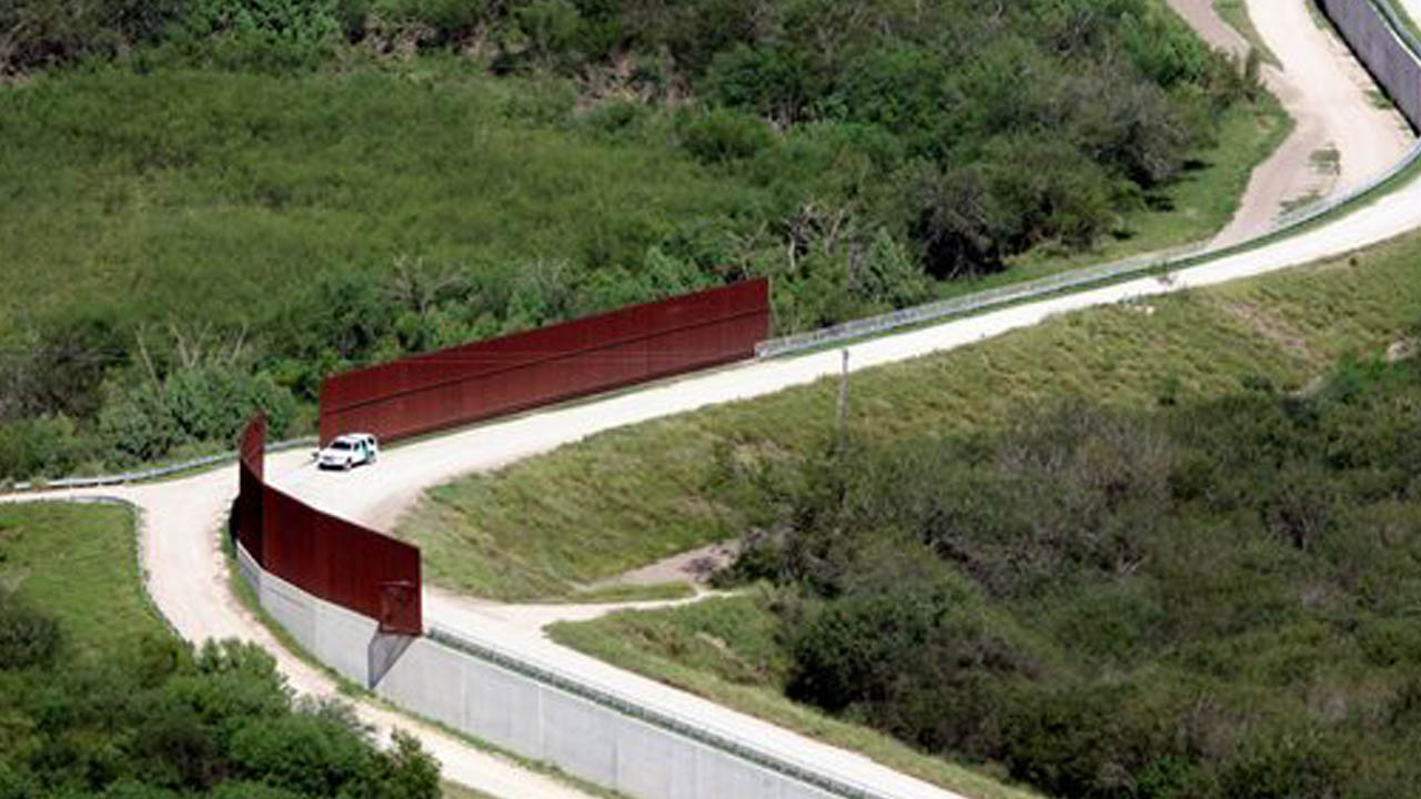 border_366902