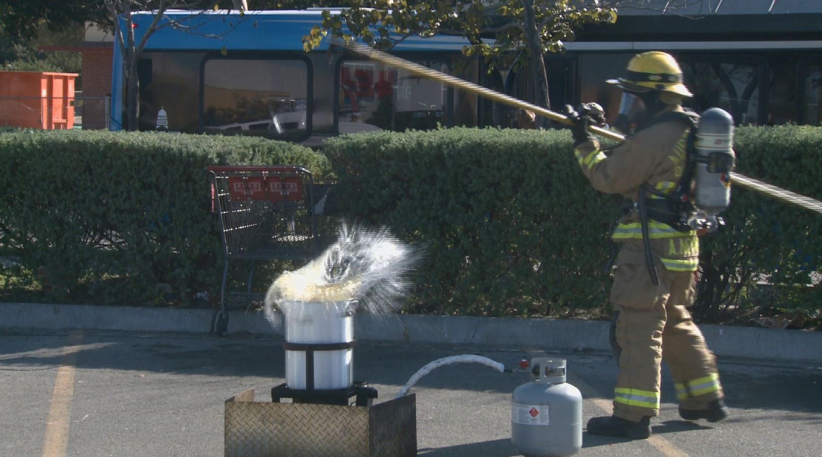 dangerous-turkey-frying-afd_367224