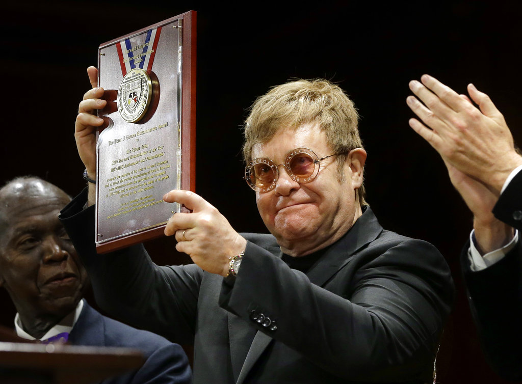 Elton John_363588