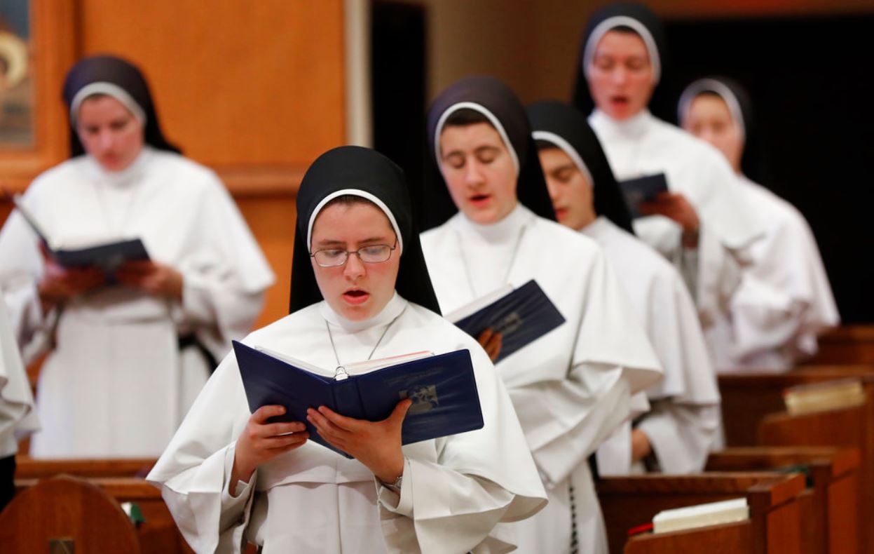 nuns_368611