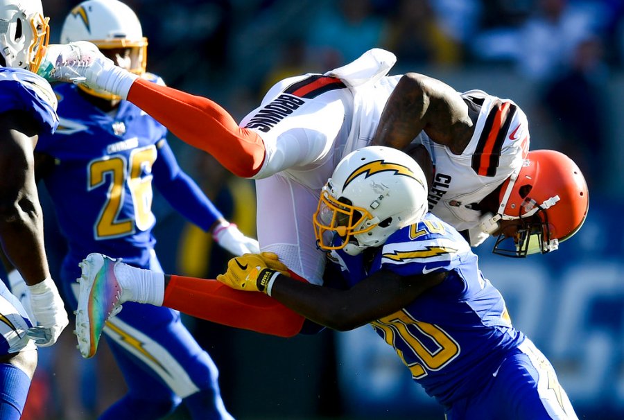Browns Chargers Football_369581
