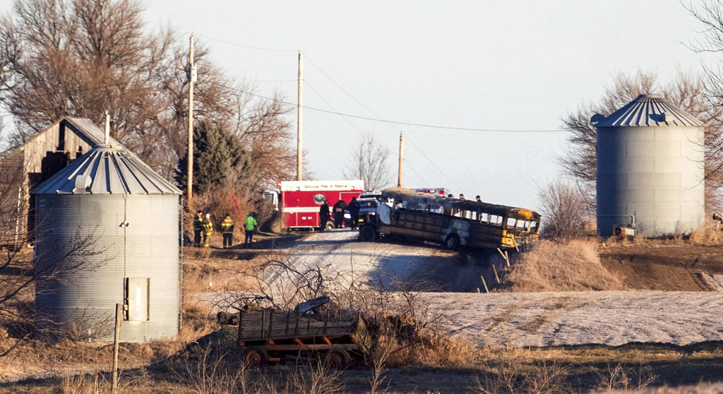 Fatal School Bus Fire_371576