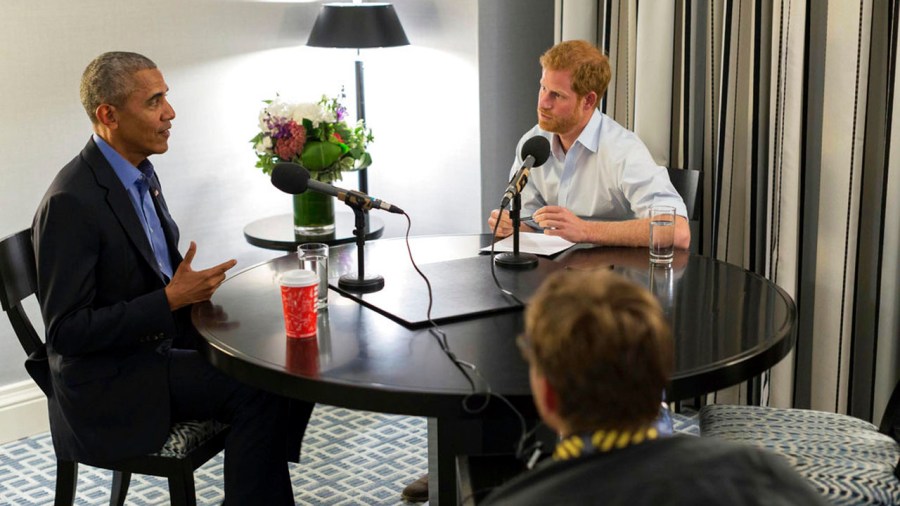 Britain Obama Royals_374901