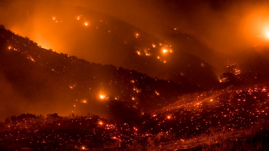 APTOPIX California Wildfires_370952