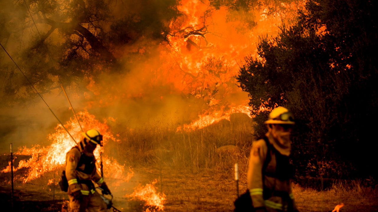 cali-fires_371167
