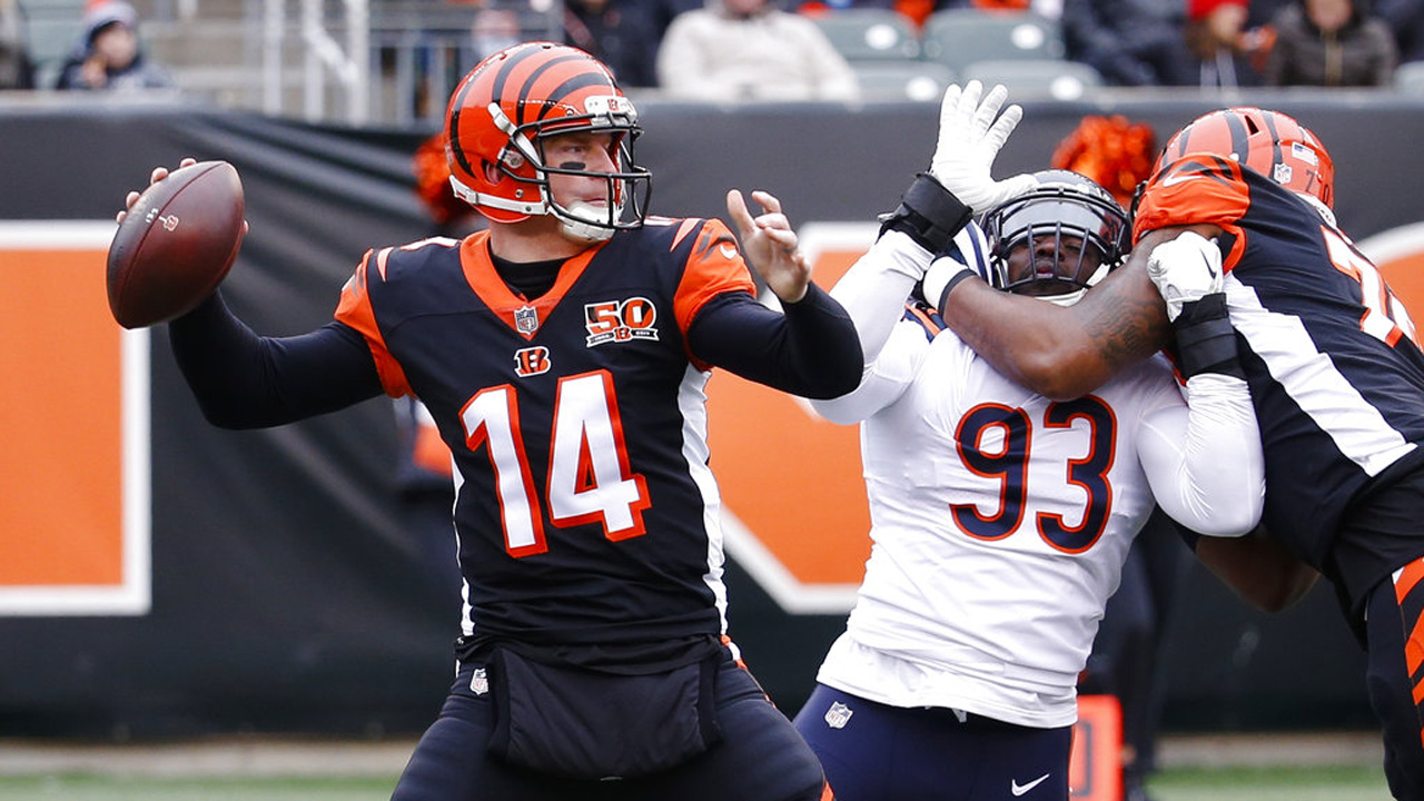 Andy Dalton,Sam Acho_371094