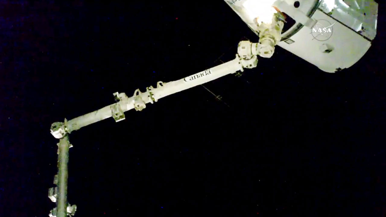 dragon-iss_372795