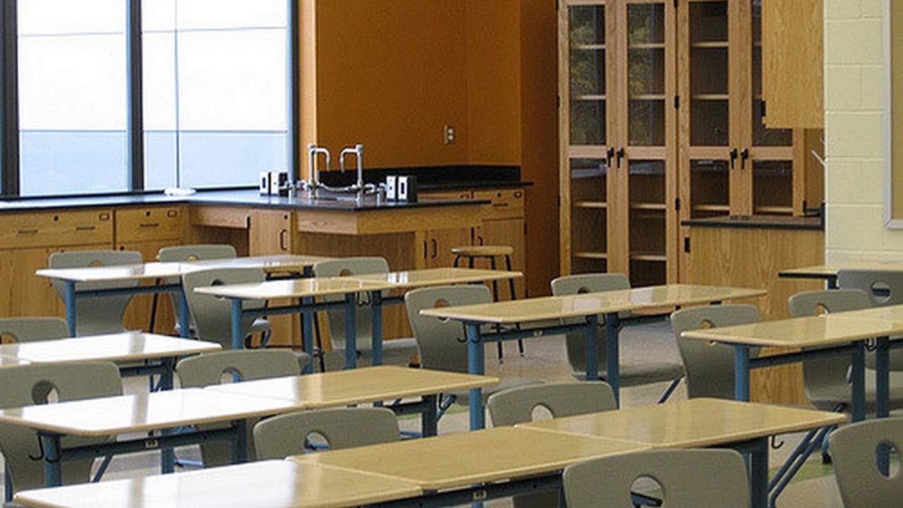 generic-classroom_342063