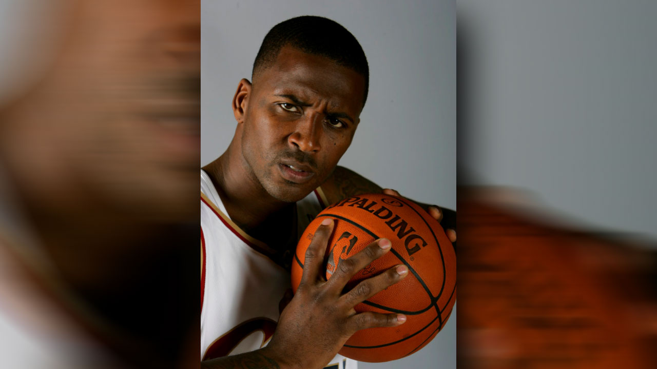 lorenzen-wright_372672