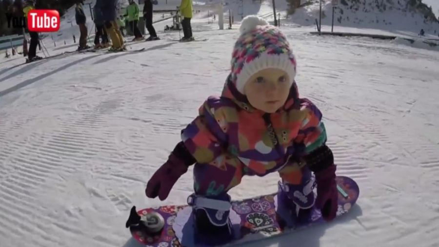NC_snowboarder1215_1500x845_372408