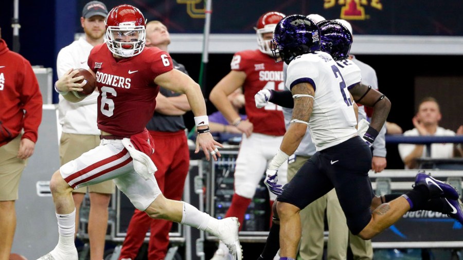 Niko Small,Baker Mayfield_369379