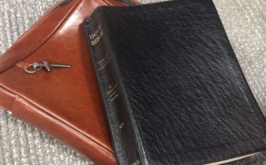 bibleweb_328400