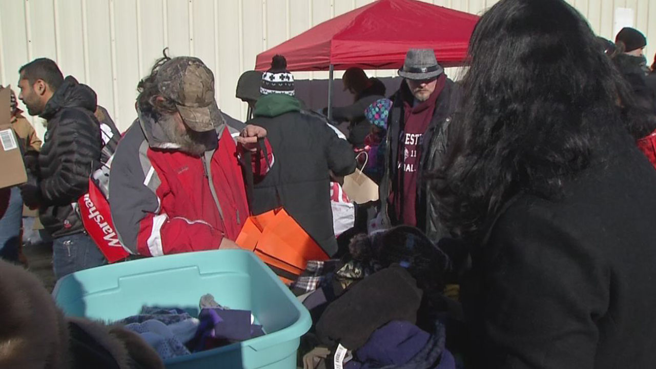 homeless outreach_380011