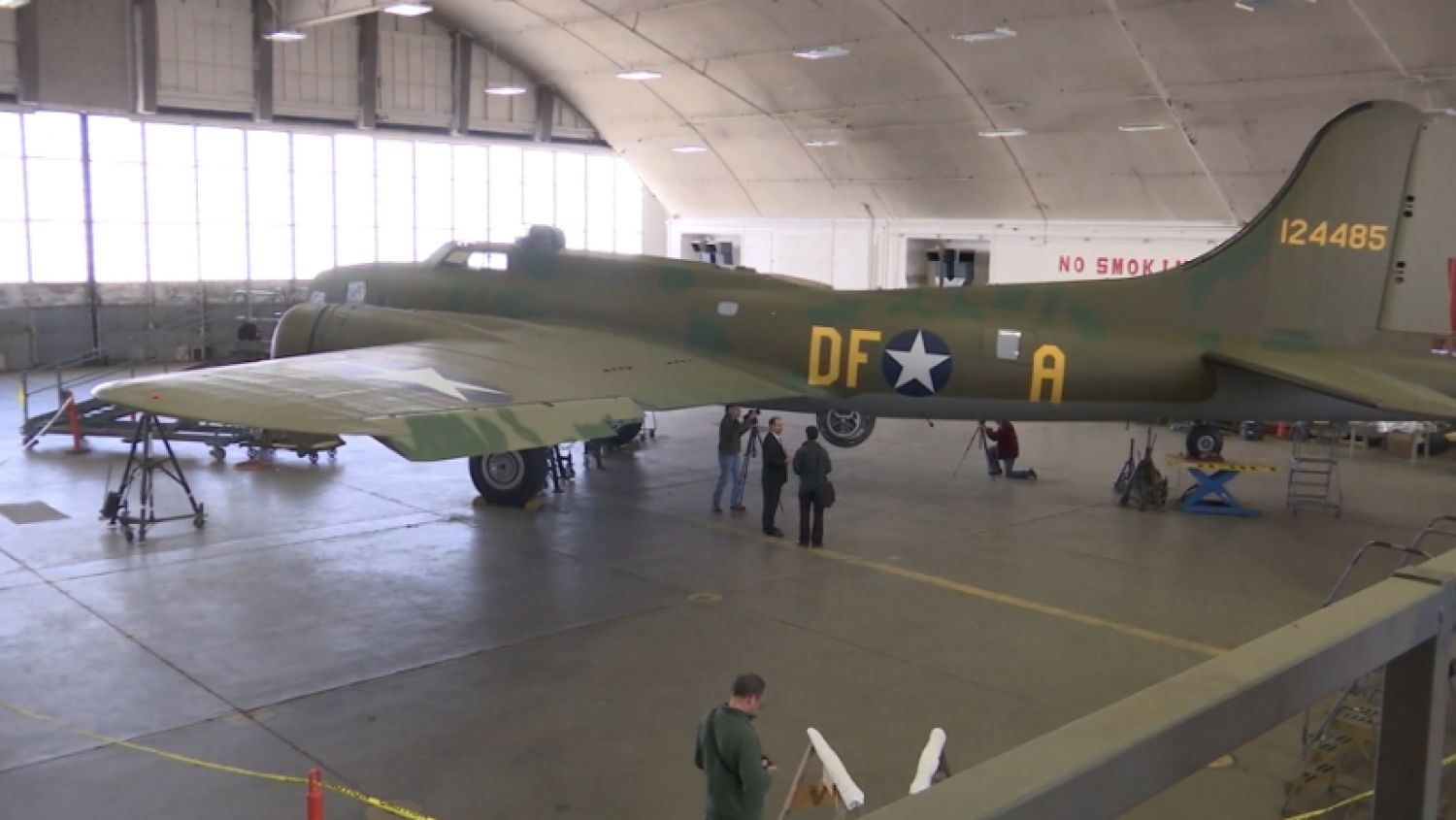 NC_memphisbelle0105_1500x845_377970