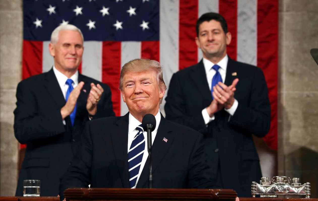 pres trump_384130