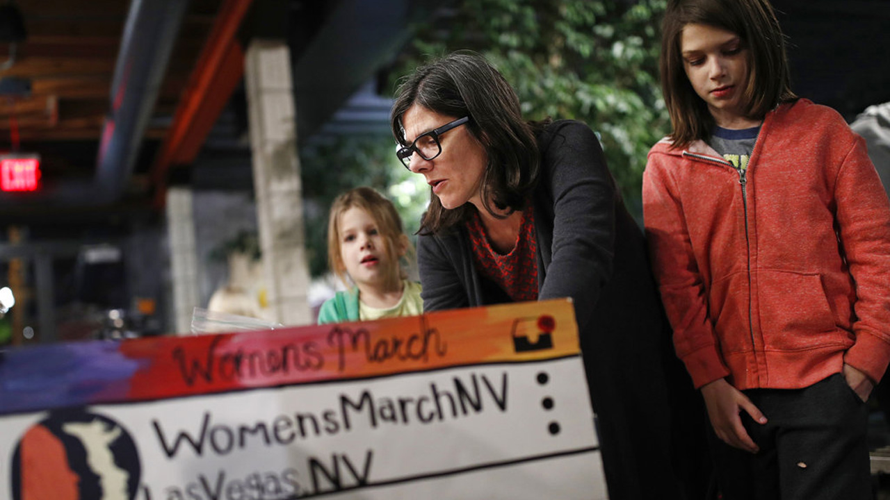 Womens Marches_381735