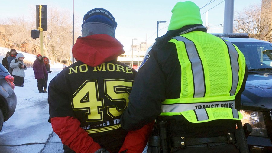 Super Bowl Protests Football_386285